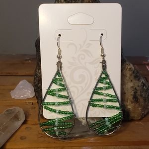 Handmade green teardrop earings